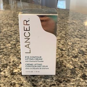 Lancer eye contour lifting cream